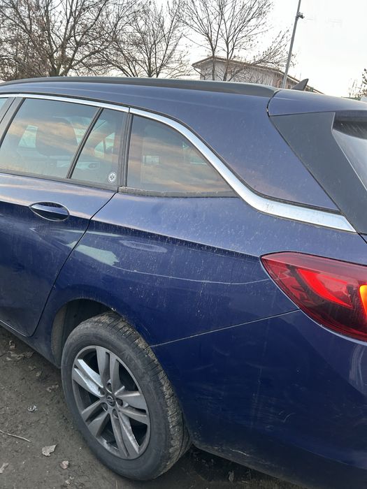 Aripă stânga spate Opel Astra K break