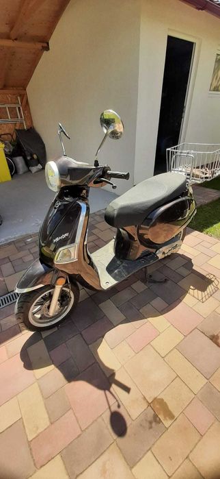 scuter/moped 49 cm3