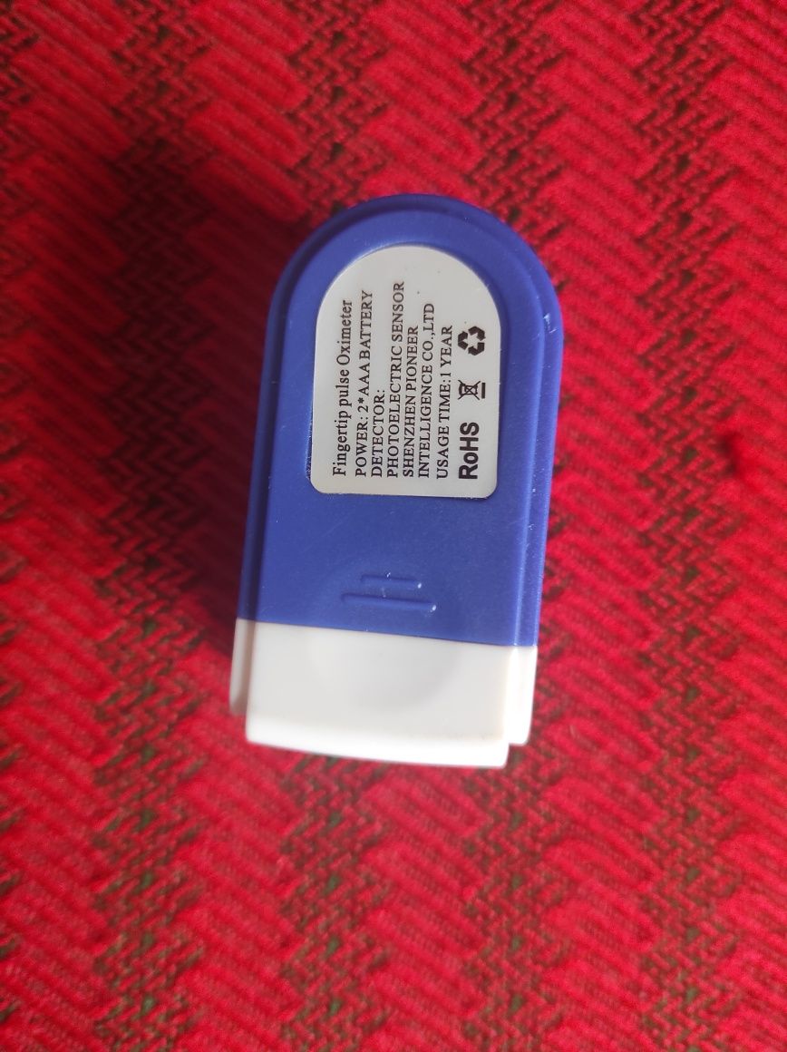 Pulse Oximeter pt masurarea saturatiei oxigenului si a pulsului direct