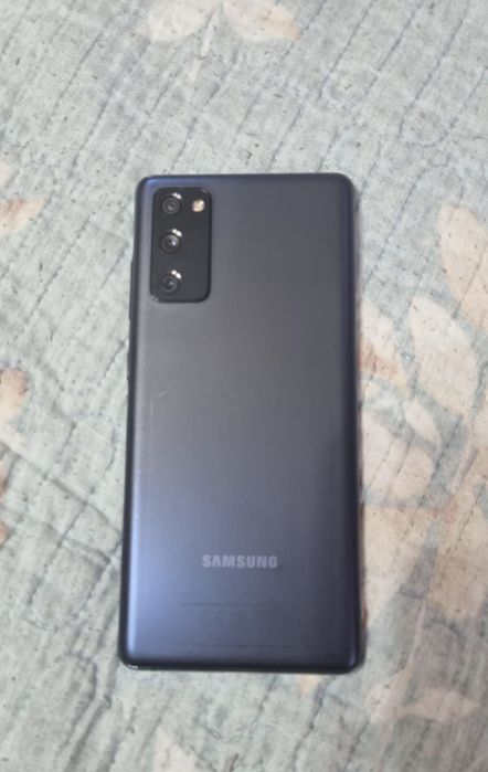 Samsung c20 fe 128/6