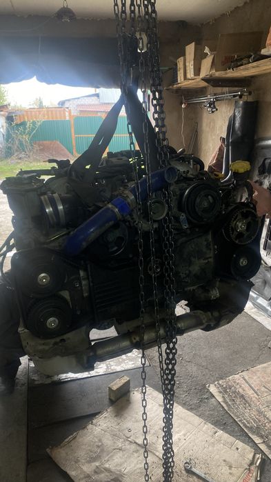 Продам в разбор два двигателя ej206 субару