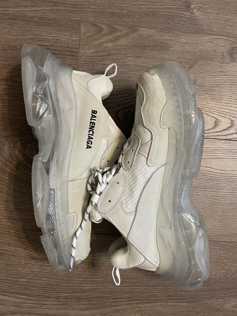 Balenciaga triple s