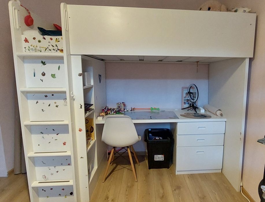 Pat supraetajat cu birou 4 sertare, dulap si scara