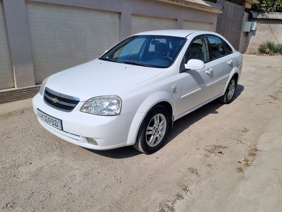 Lacetti 2009г.в 2-позиция.