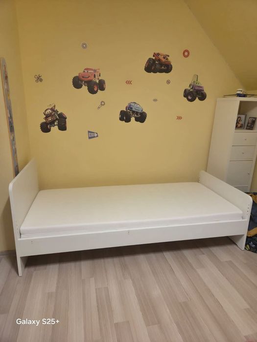 Vând pat copii ikea