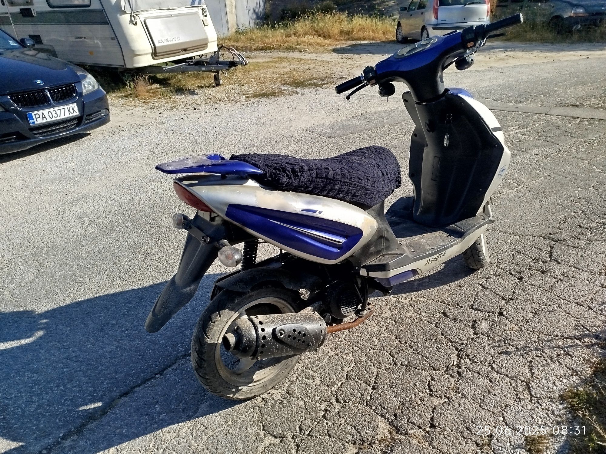Китайски скутер 50