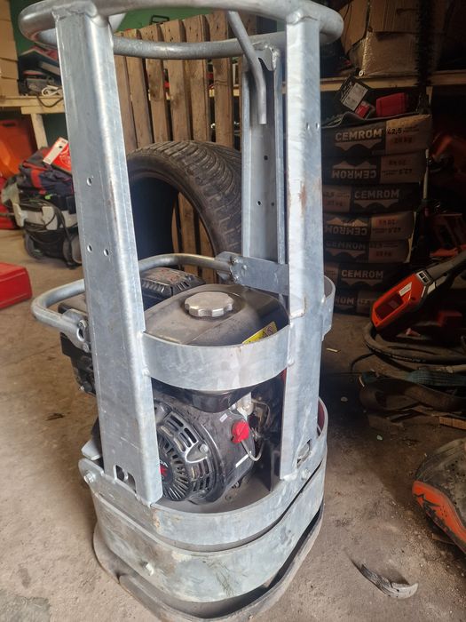 Talpa de tasat pentru pavele profesionala anul 2022