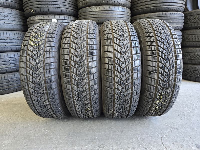 215/65/17 GOODYEAR 4бр