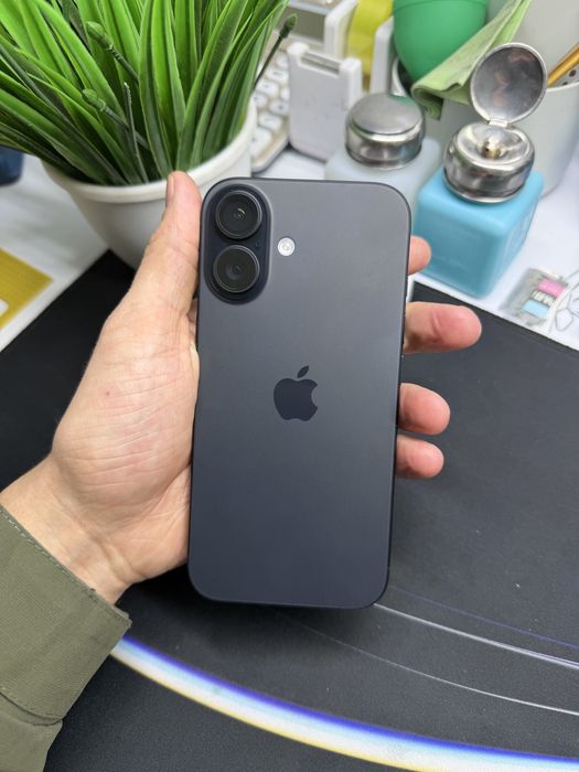 Айфон 16 128gb,АКБ 100% Идеал