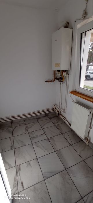 Spațiu comercial de închiriat in Hateg str Sarmizegetusa - langa piata