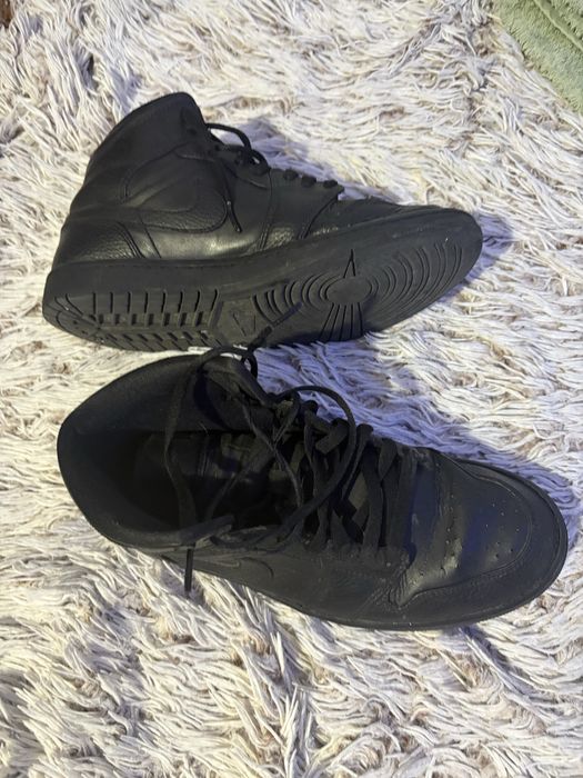 Nike Air Jordan 1 Black