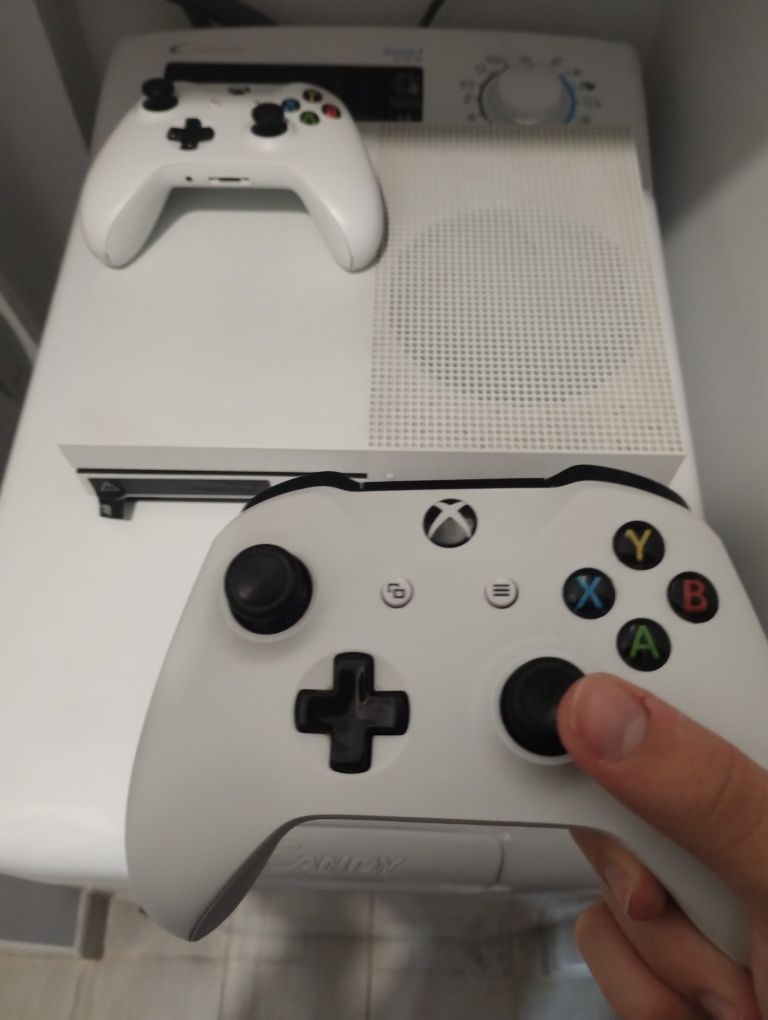 Xbox ONE S, 1TB (Impecabil)