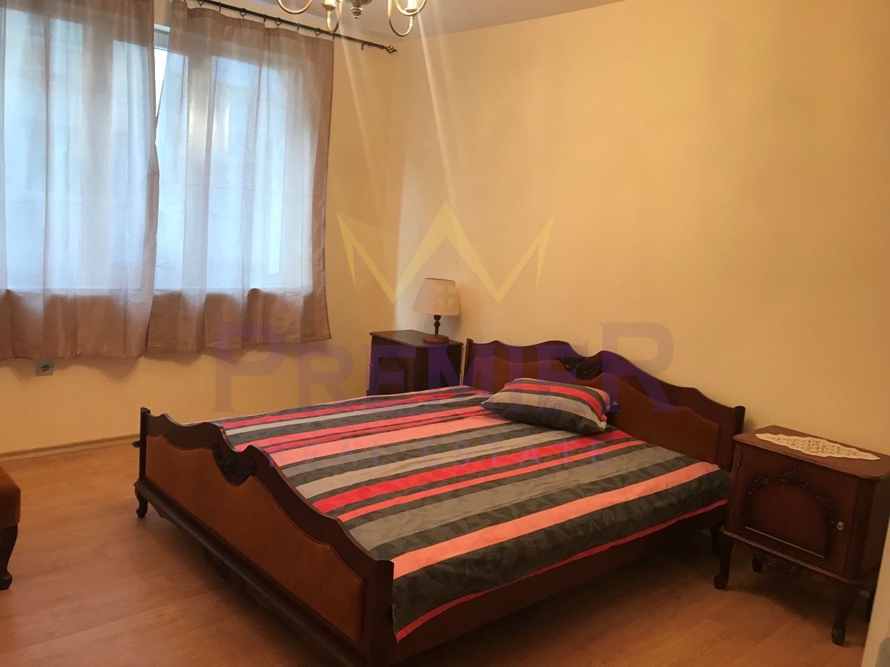 Дава се под наем Четиристаен апартамент в Варна, Окръжна болница - 120 кв.м за 900 € - Снимка #9