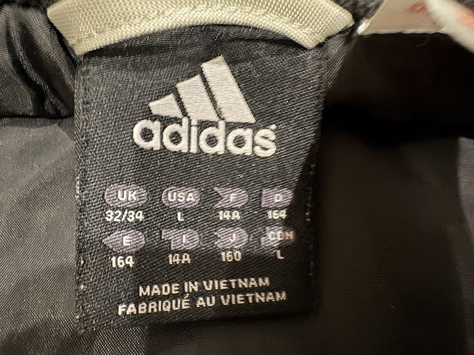 Оригинално яке Adidas размер 160-164 см