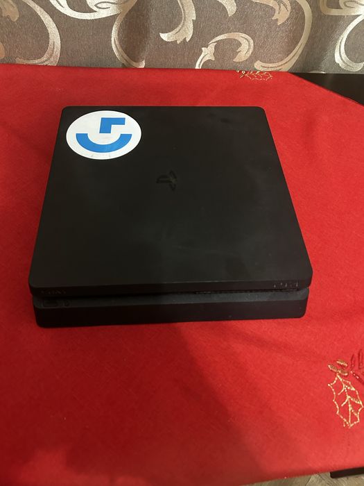 Ps4 slim in stare perfecta, curatat de curand