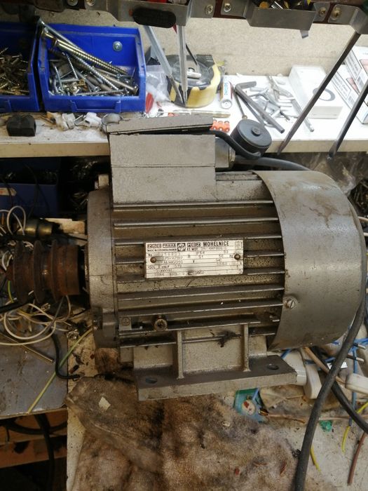 Електрически мотор