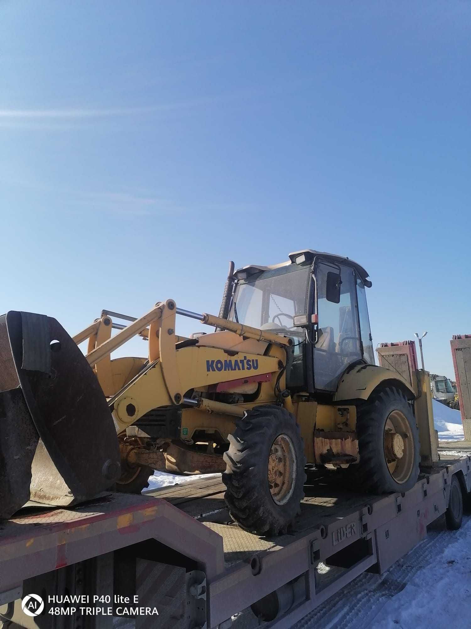 Dezmembrez Buldoexcavator Komatsu WB 93 R