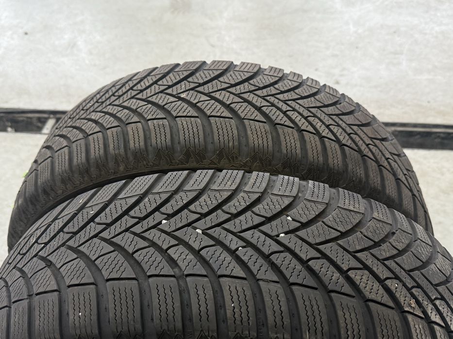 Зимни гуми 205/60/16 дот:22