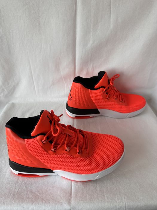 Nike Air Jordan Academy,marime 38