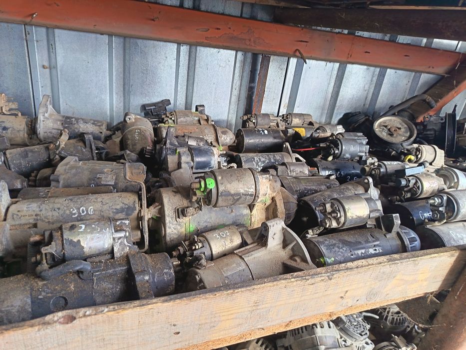 Стартери/Автомобилни стартери