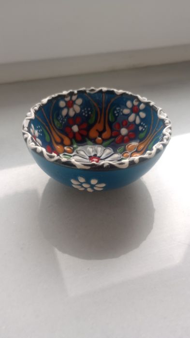 Bol hande made ornamental