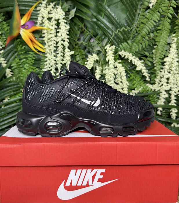 Nike Air Max Plus Utility Black