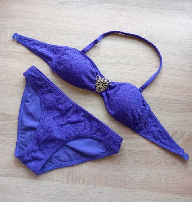 Costum de baie două piese,mărimea s