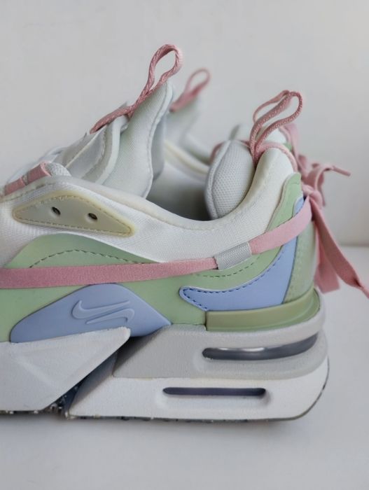 Нови Nike AIR MAX FURYOSA White//Purple Дамски Маратонки Номер 38,5