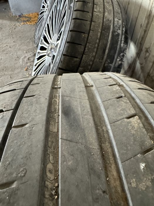 Roti Mercedes Benz S Class W222 model Maybach