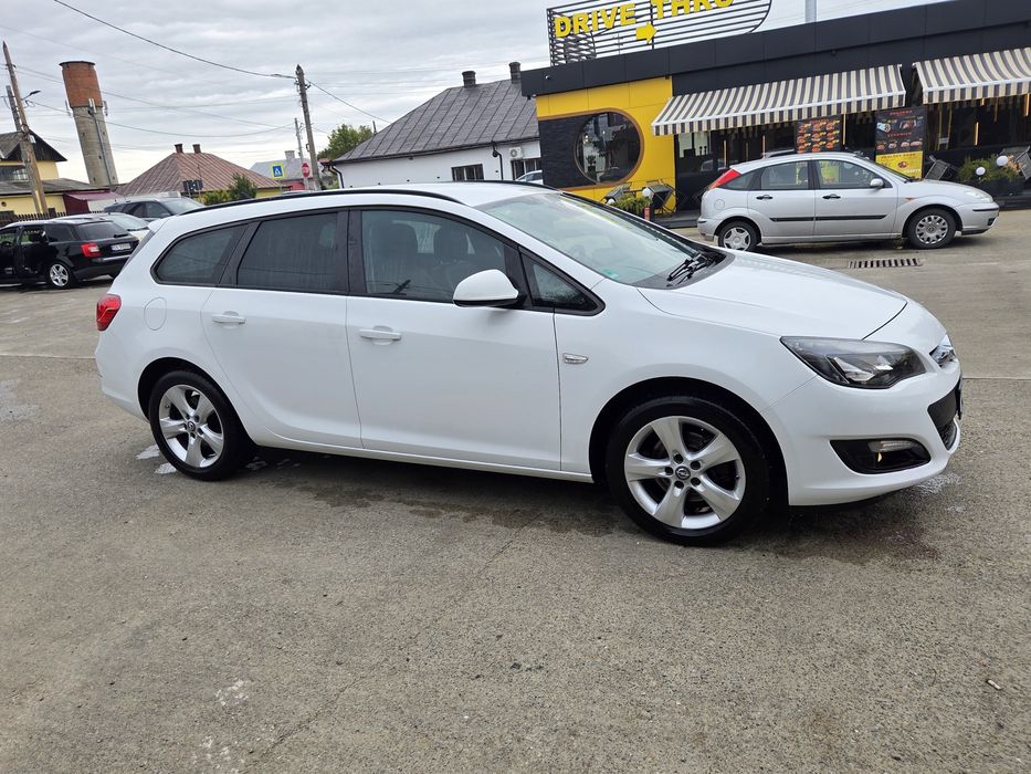 Opel astra j an 2015 motor 1.6 euro 6