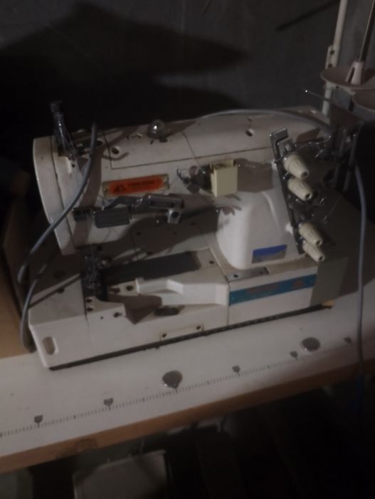 Ассалому алейкум тикув машиналари сотилади