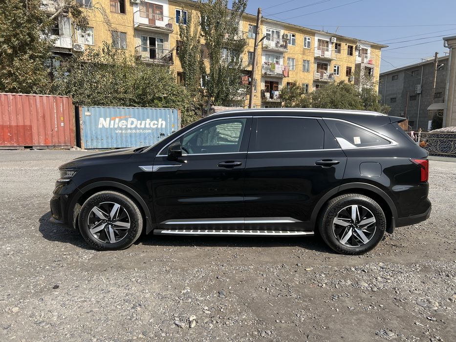 KIA SORENTO 2023 комфорт 7 местный мотор 2.5 атмосферный
