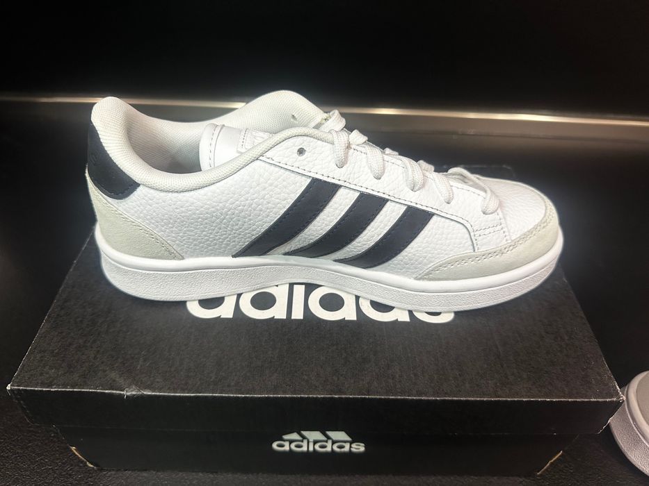 Adidas Grand Court SE – НОВИ, с кутия и етикети!