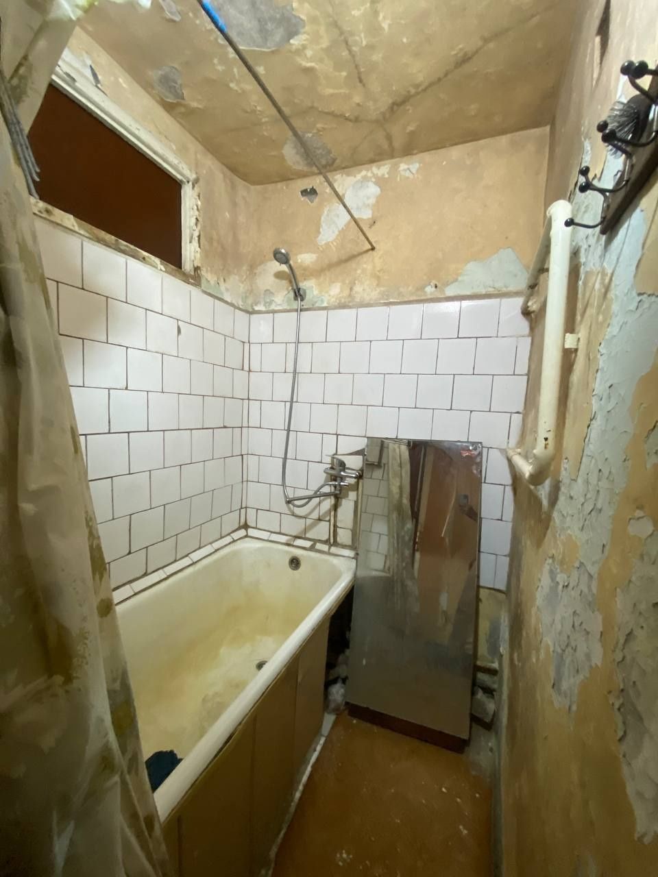 Квартира сотилади Коракамиш 1/3 2/2/4/  56м2