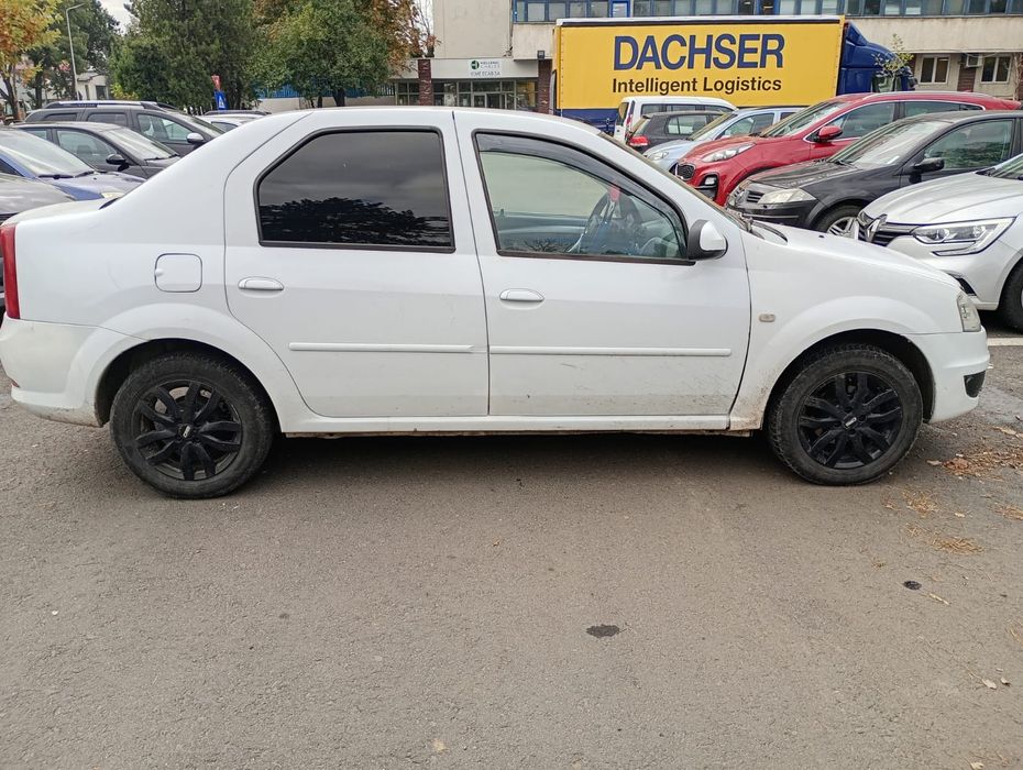 Vând Logan 1.4 benzina +GPL