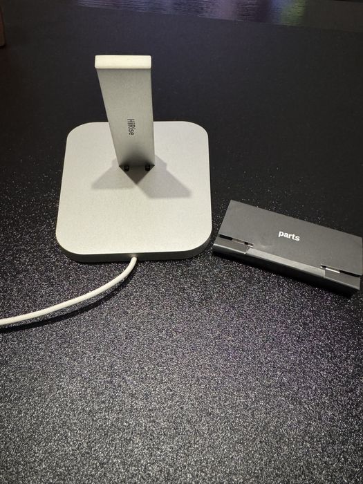 Support incarcare iPhone cablu lightning inclus