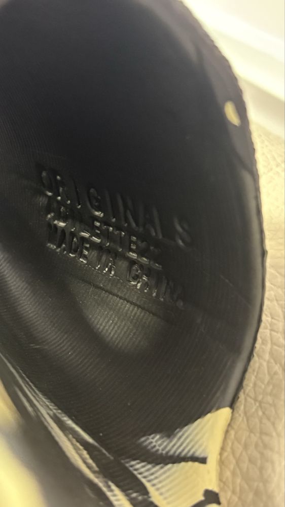 Papuci adidas Adilette 22 negru cu alb mărime 44-45