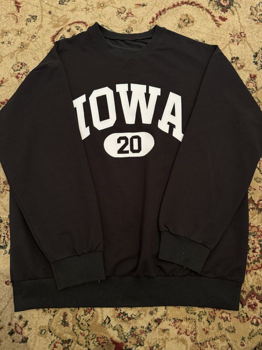 Продам свитшот черный