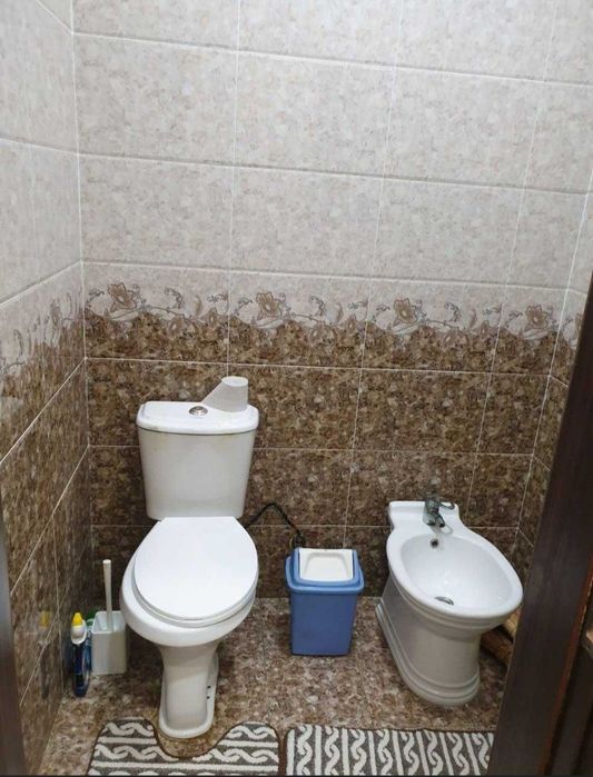 Pasportniy stol tomonda 2 xonali uy sotiladi