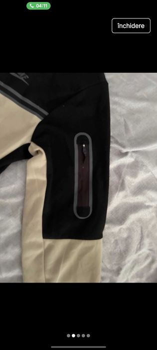 Tech black-cream