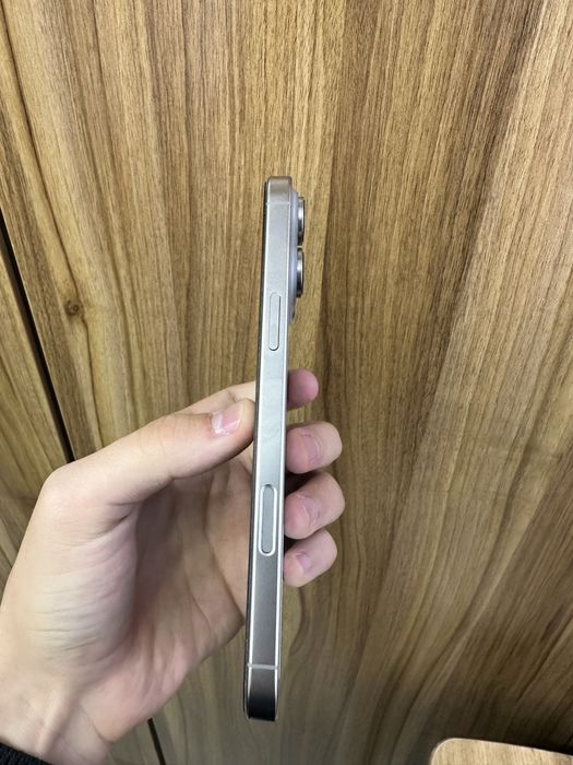 iphone 16 pro max natural 256 gb 93%