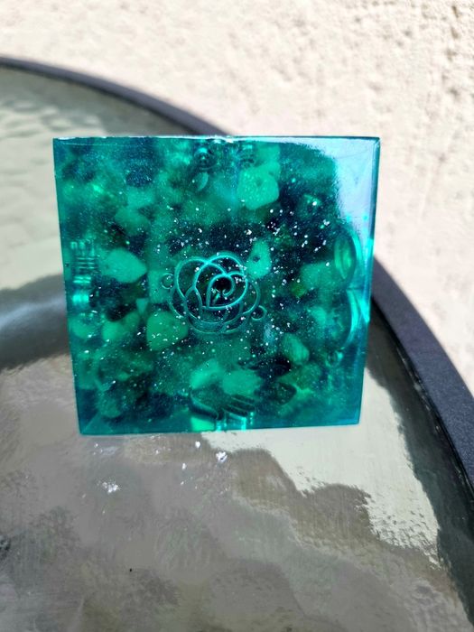 Piramida orgonica - atrage prosperitatea