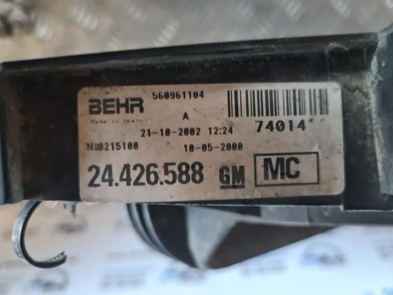 Electroventilator 4 pini racire apa Opel Corsa C 1.4 i; 1.6 i; 1.8 i Z