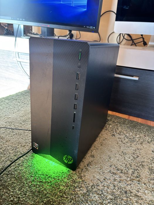 Calculator/PC Gaming• ryzen 5• 16gb ram• Nvidia Gtx 1650 •SSD