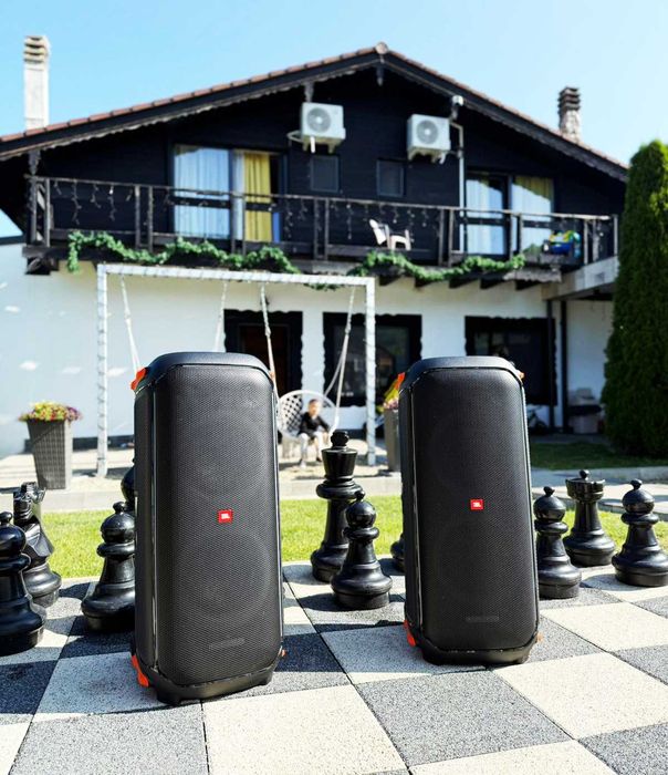 Inchiriem set boxe pentru evenimente