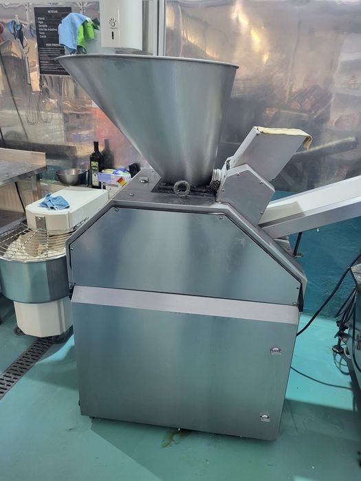 Divizor aloat pentru paine