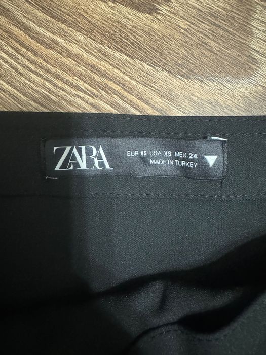 Пола Зара XS черна