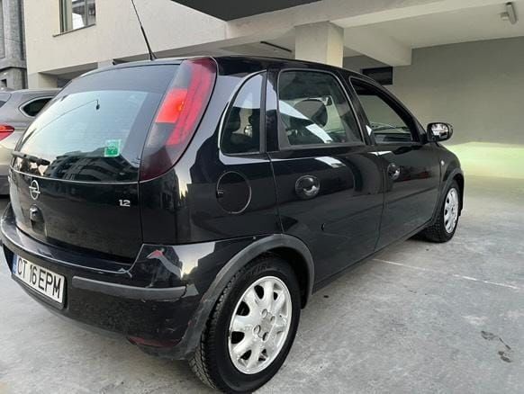 Ocazie vând Opel corsa foarte economic