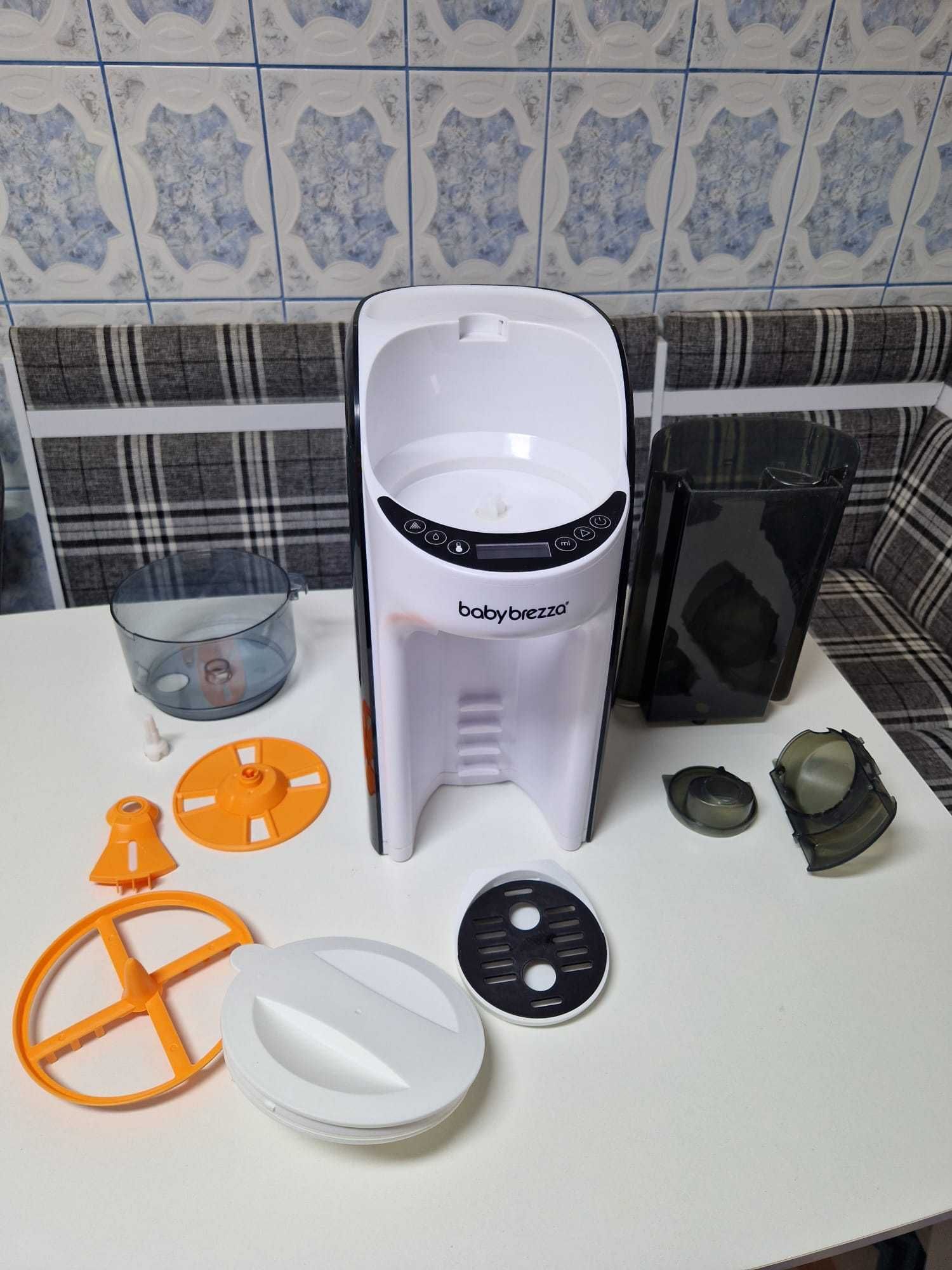 Espressor de Lapte Praf Formula Pro Advanced de la BabyBrezza Alb