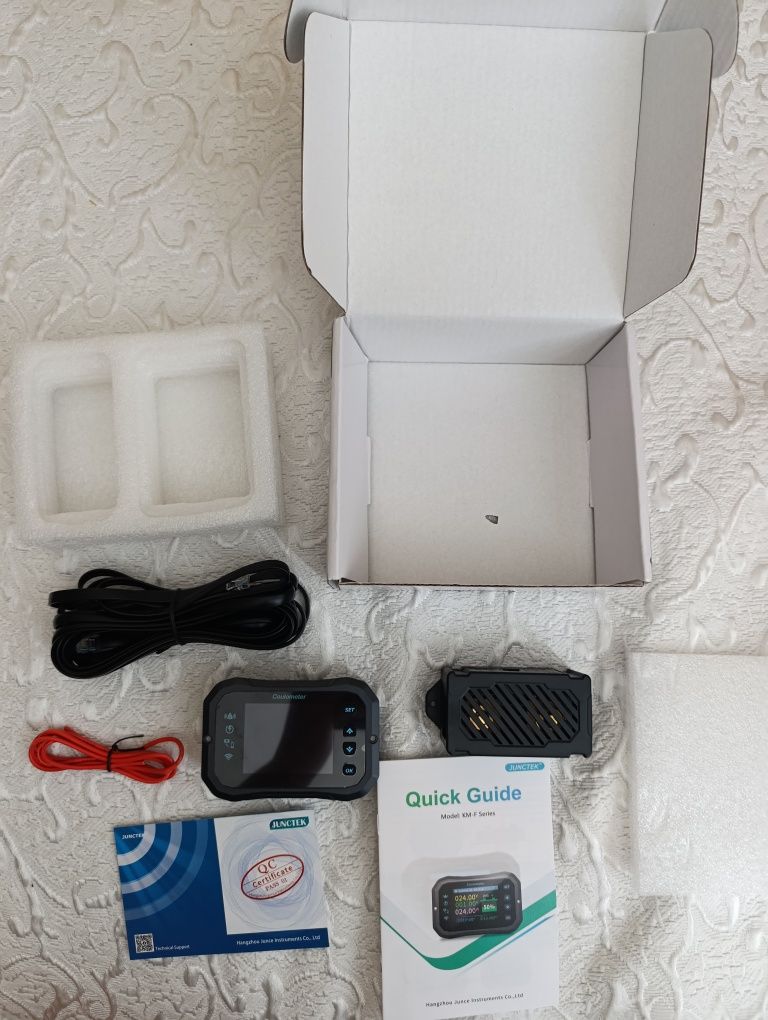 JUNCTEK Battery Monitor KM110F с Bluetooth и LCD дисплей